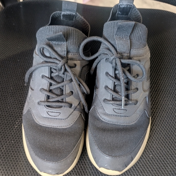Black Vince Camuto Shoes Women Sz 6.5 - Picture 1 of 5